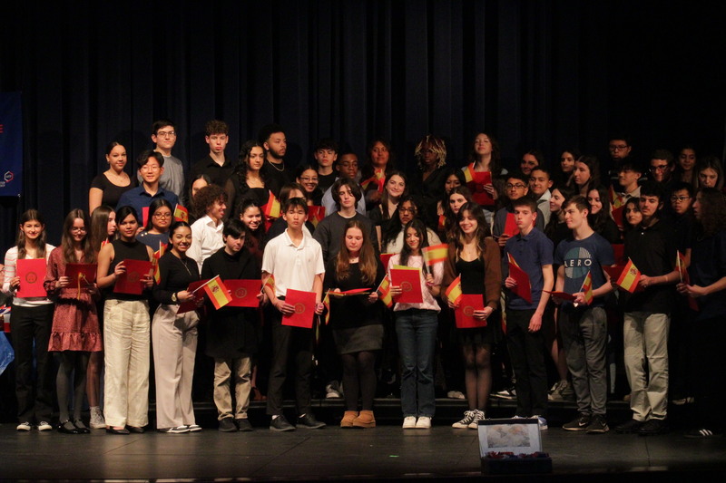 Students+are+inducted+into+the+Spanish+Honor+Society+on+Thursday%2C+April+11.+These+students+were+part+of+an+event+honor+inductess+into+various+World+Languages+honor+societies.