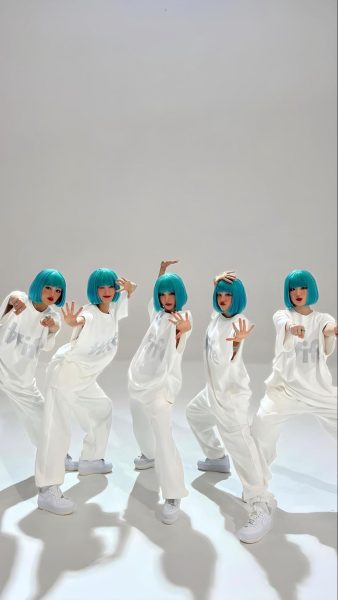 (G)I-dle during their music video for "Wife".